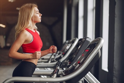 sports-blonde-woman-sportswear-training-gym